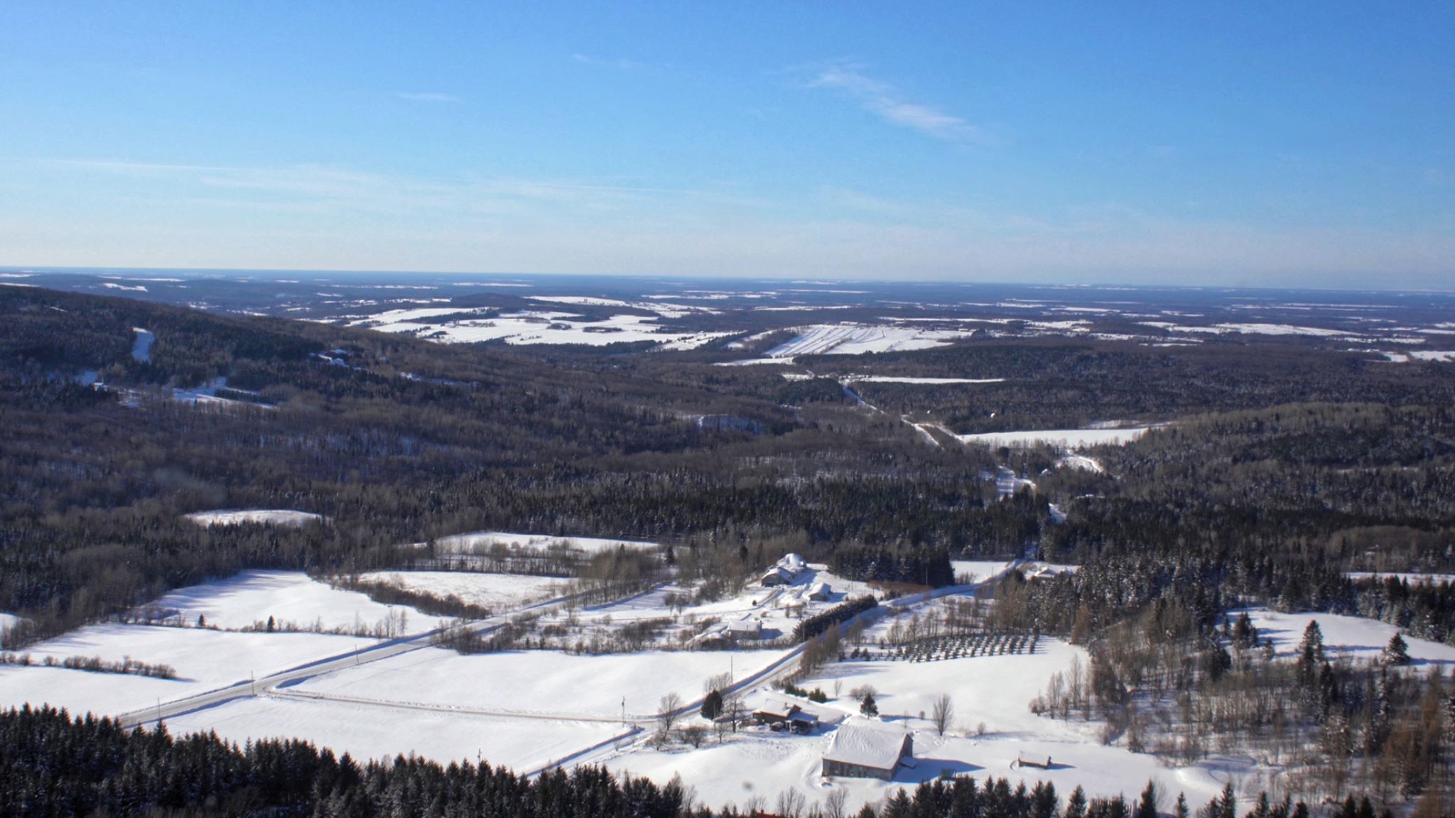 vue du haut du domaine du radar en hiver