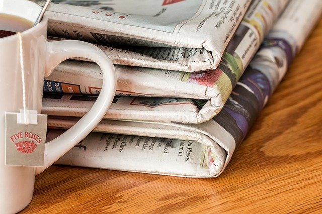 journaux empilés